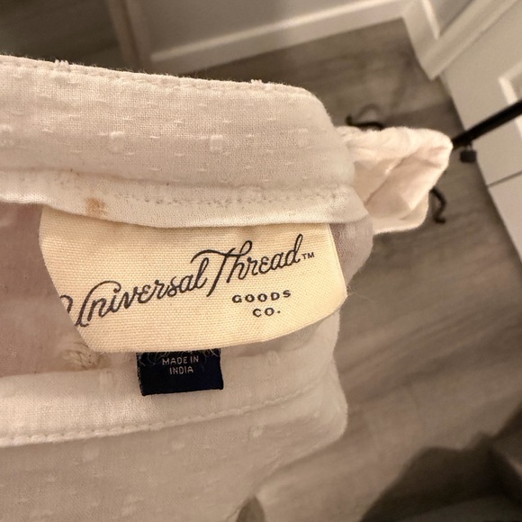 Universal Thread White Blouse with Orange Embroidery - Picture 5 of 6